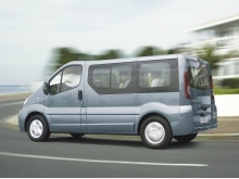 Фото Renault Trafic Passenger 2.0 dCi MT L1H1 №13